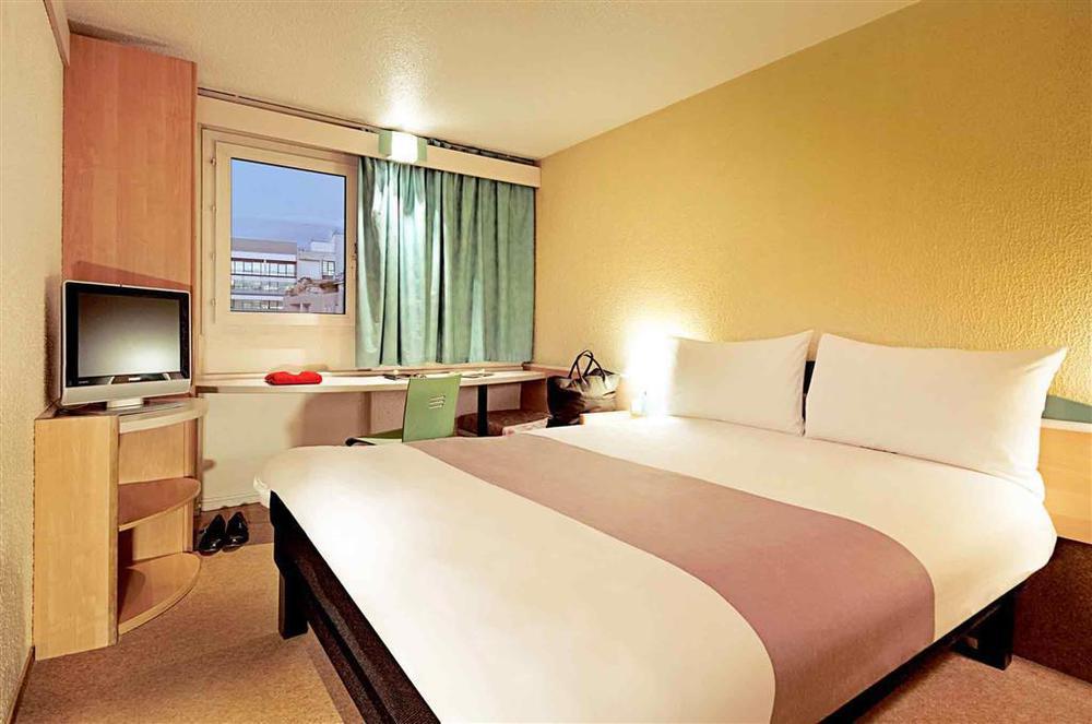 Ibis Archamps Porte De Geneve Phòng bức ảnh